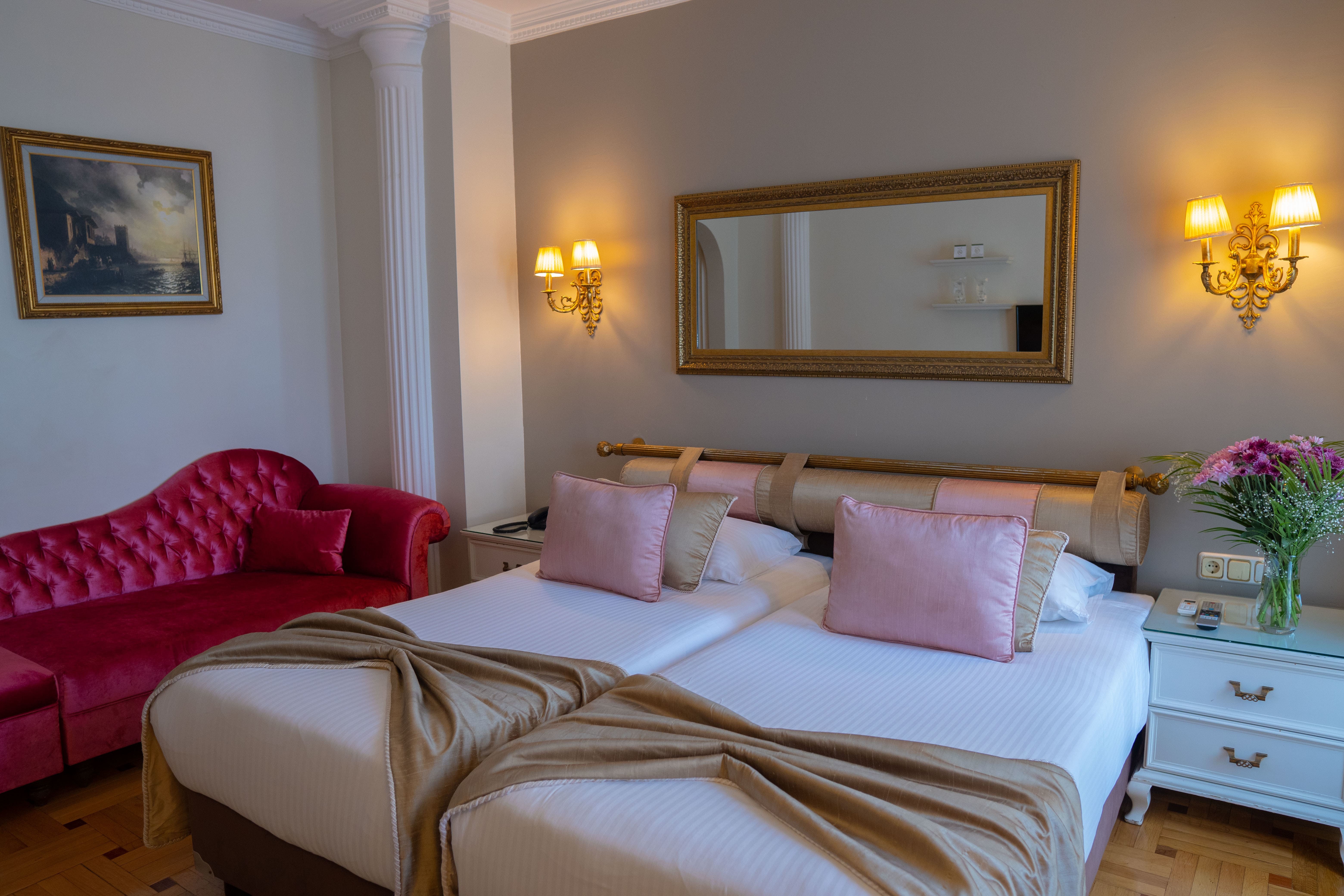 Elegance Double / Twin City or Sea view