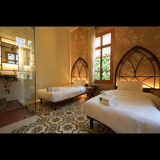 Room 5 L2: Al hawr al aetyq