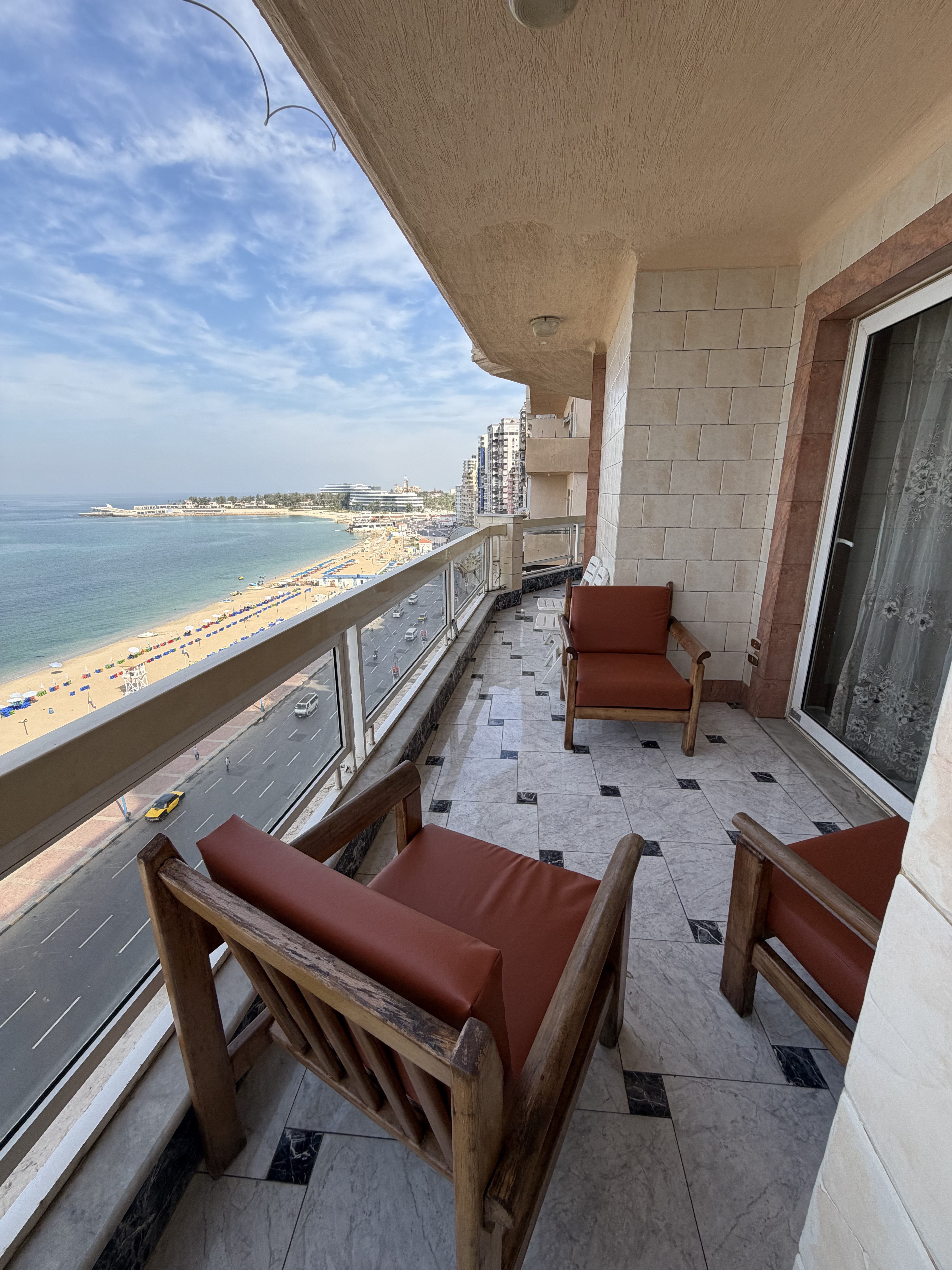 شقة بانوراما بيتش ( ثلاث غرف نوم  ) كود 801 المندرة VIP