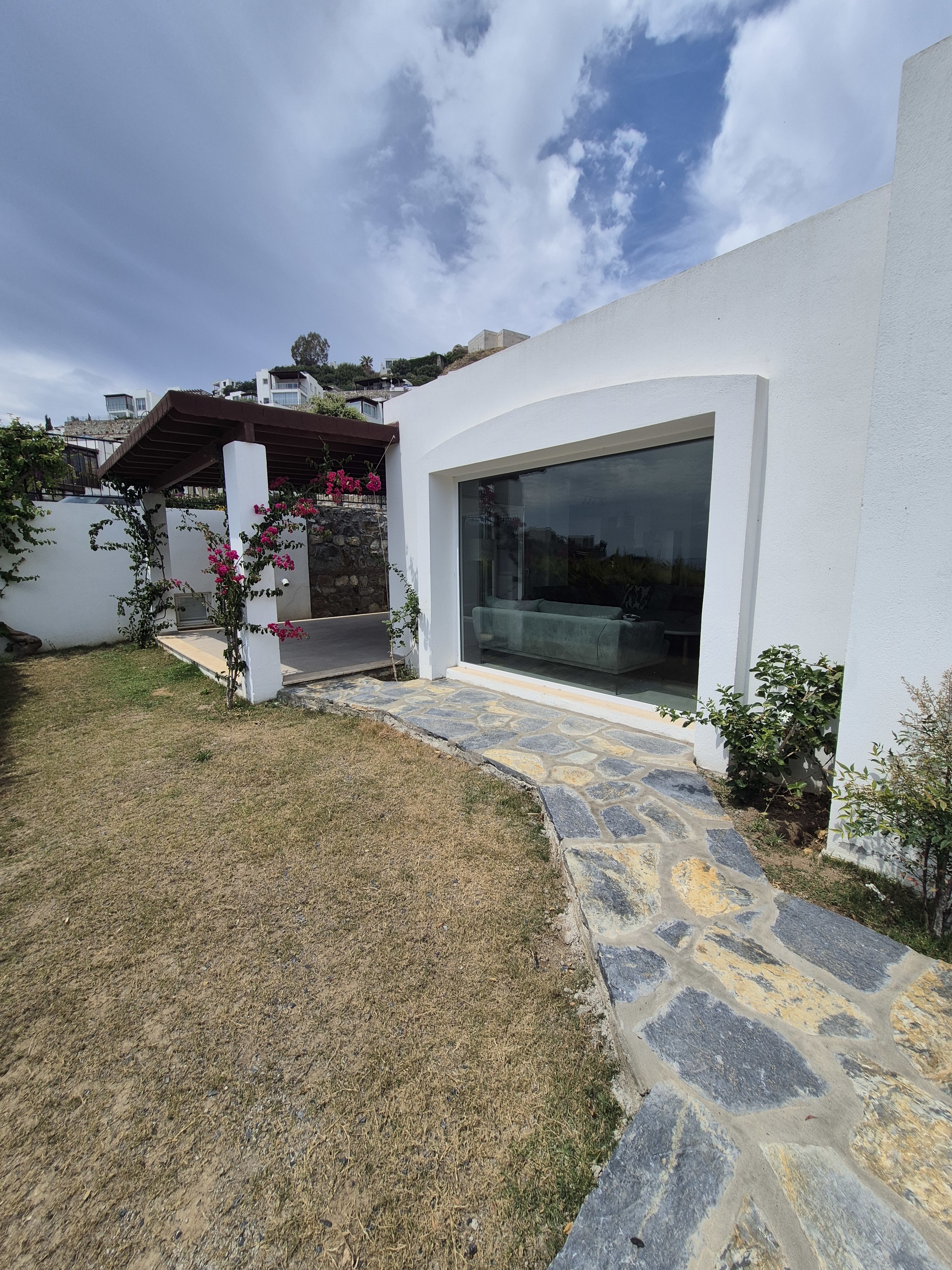 Villa Ray