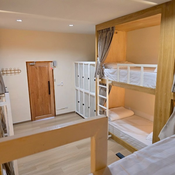 Mixed Dorm