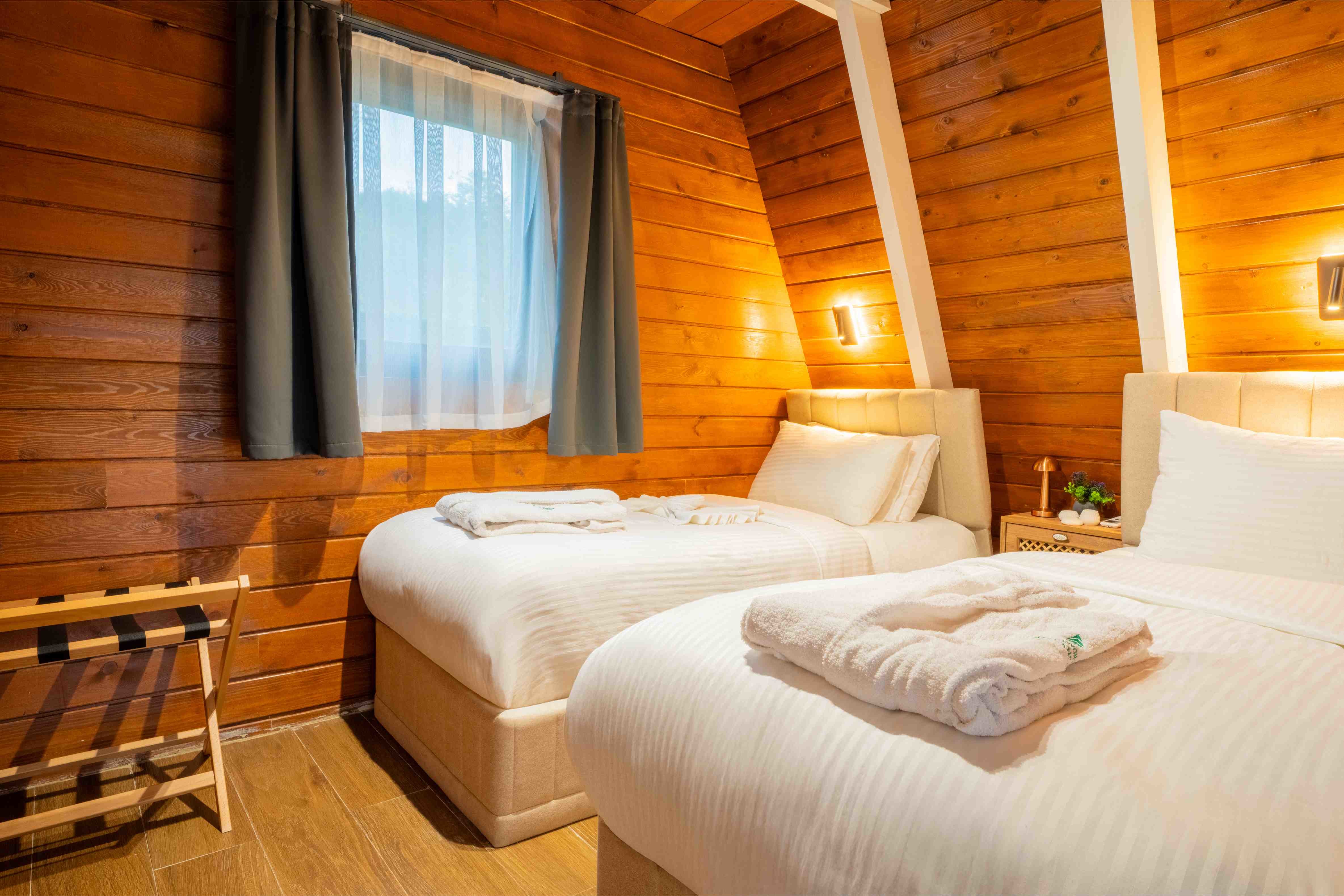 SUPERİOR DELUXE BUNGALOV