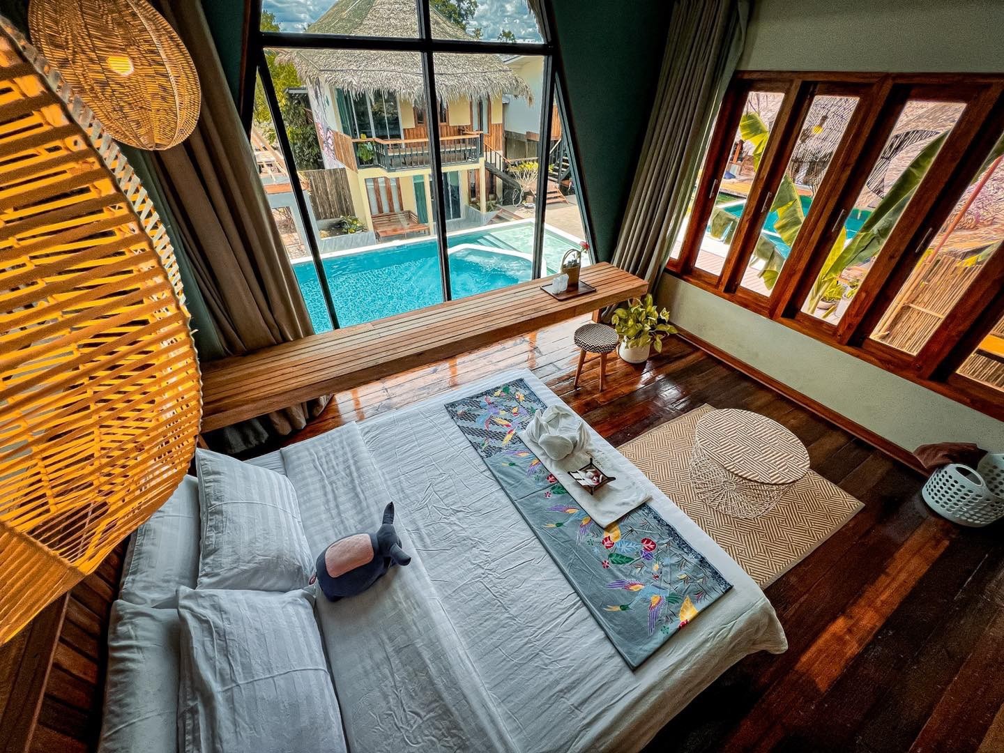 King Room with Balcony