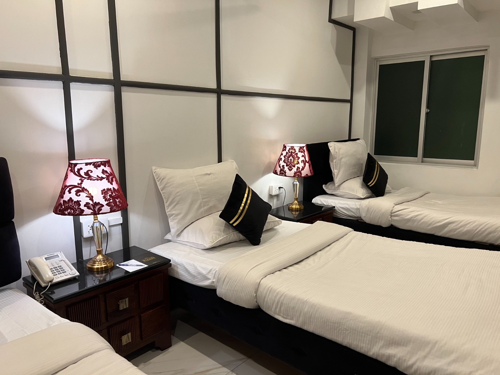 Executive Triple Room with Jacuzzi Bath