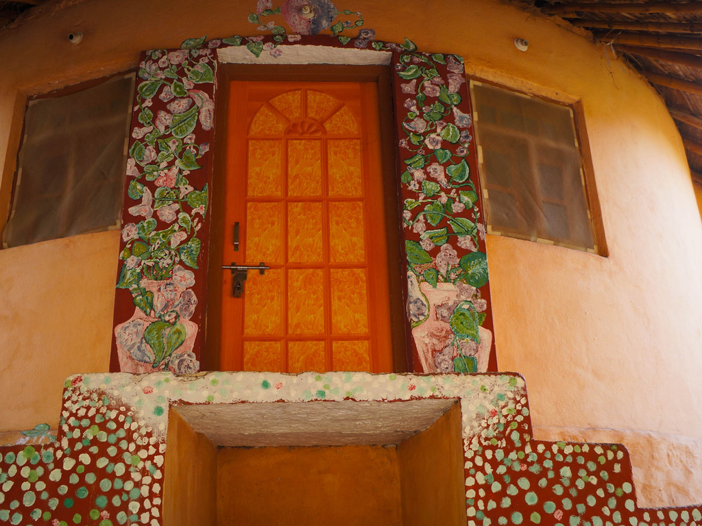 Whispering Rocks Rooms & Rates